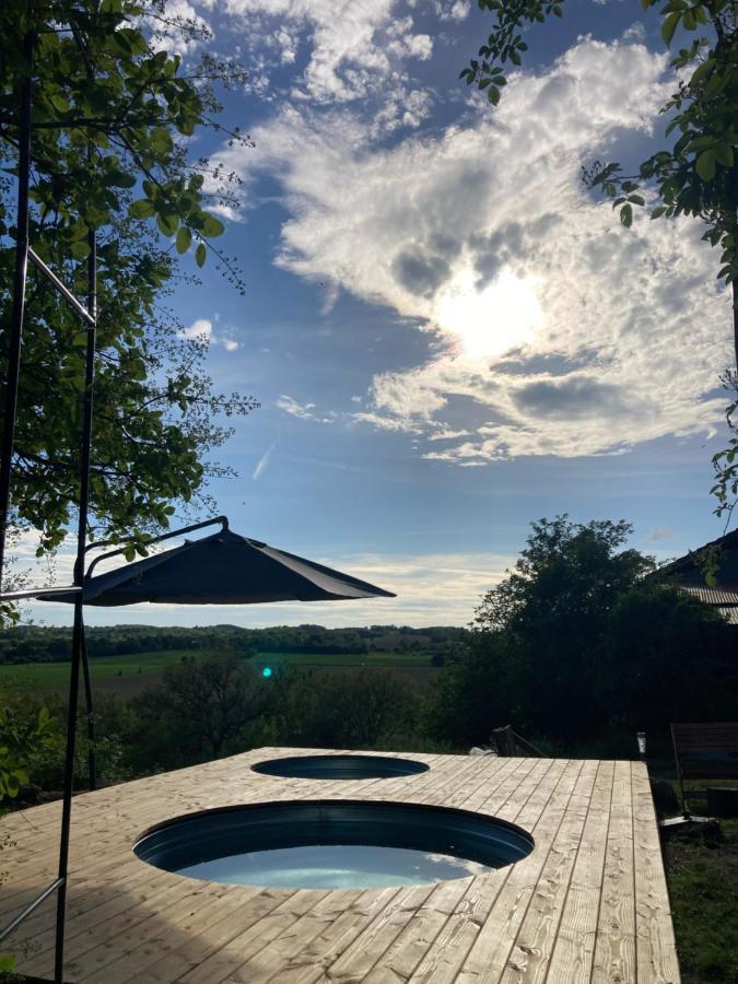 Tente bivouac&Spa privé avec poêle à bois Idrac-Respailles Esterno foto